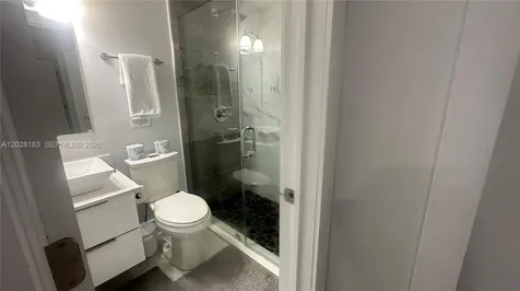 4290 SW 9th Street Miami FL 33134