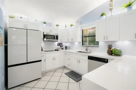 411 Mahogany Avenue Key Largo FL 33037