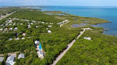 411 Mahogany Avenue Key Largo FL 33037