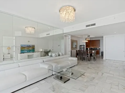 18101 Collins Avenue Sunny Isles Beach FL 33160