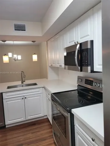 8580 SW 212th Street Cutler Bay FL 33189