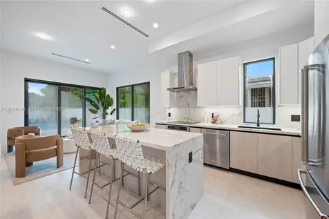 2937 SW 21st Street Miami FL 33145