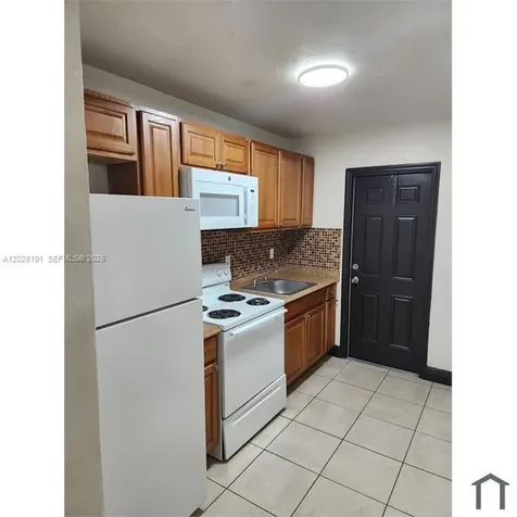 877 NW 10th Street Florida City FL 33034