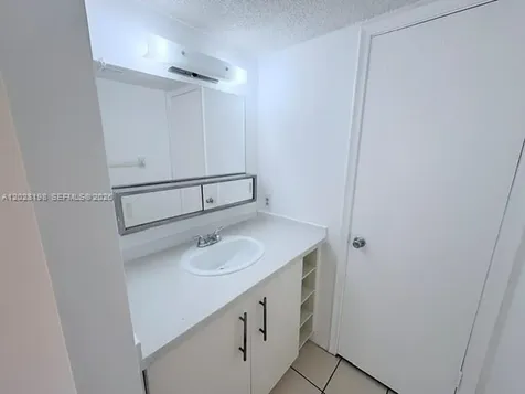 526 NW 114th Avenue Sweetwater FL 33172