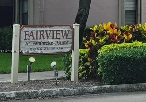 1072 NW 106th Terrace Pembroke Pines FL 33026