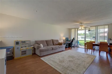1920 Sabal Palm Drive Davie FL 33324
