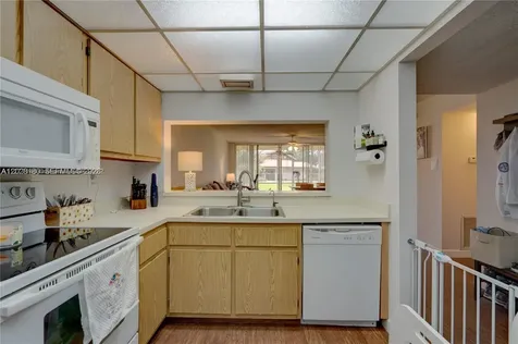 1920 Sabal Palm Drive Davie FL 33324