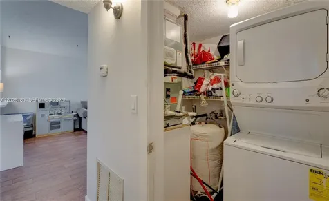 1920 Sabal Palm Drive Davie FL 33324