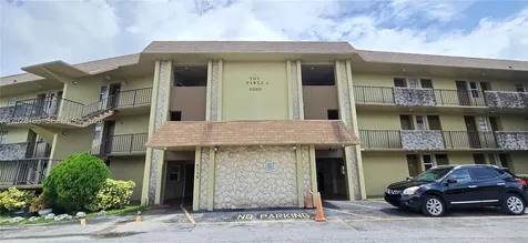 5335 NW 10th Court Plantation FL 33313