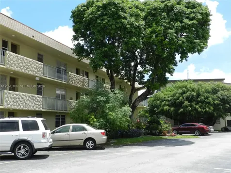 5335 NW 10th Court Plantation FL 33313