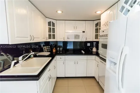 3725 S Ocean Drive Hollywood FL 33019