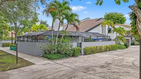 6671 SW 70th Terrace South Miami FL 33143