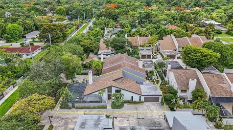 6671 SW 70th Terrace South Miami FL 33143