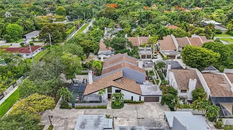 6671 SW 70th Terrace South Miami FL 33143