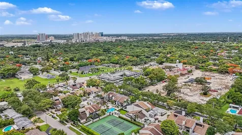 6671 SW 70th Terrace South Miami FL 33143