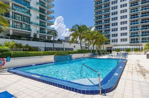 6917 Collins Avenue Miami Beach FL 33141