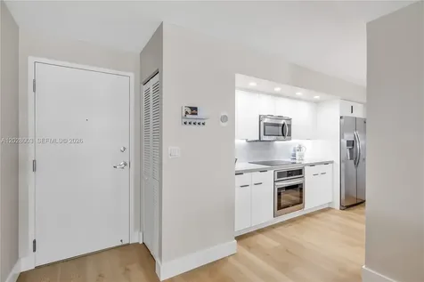6917 Collins Avenue Miami Beach FL 33141