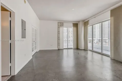 133 NE 2nd Avenue Miami FL 33132