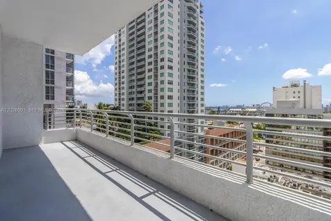 133 NE 2nd Avenue Miami FL 33132