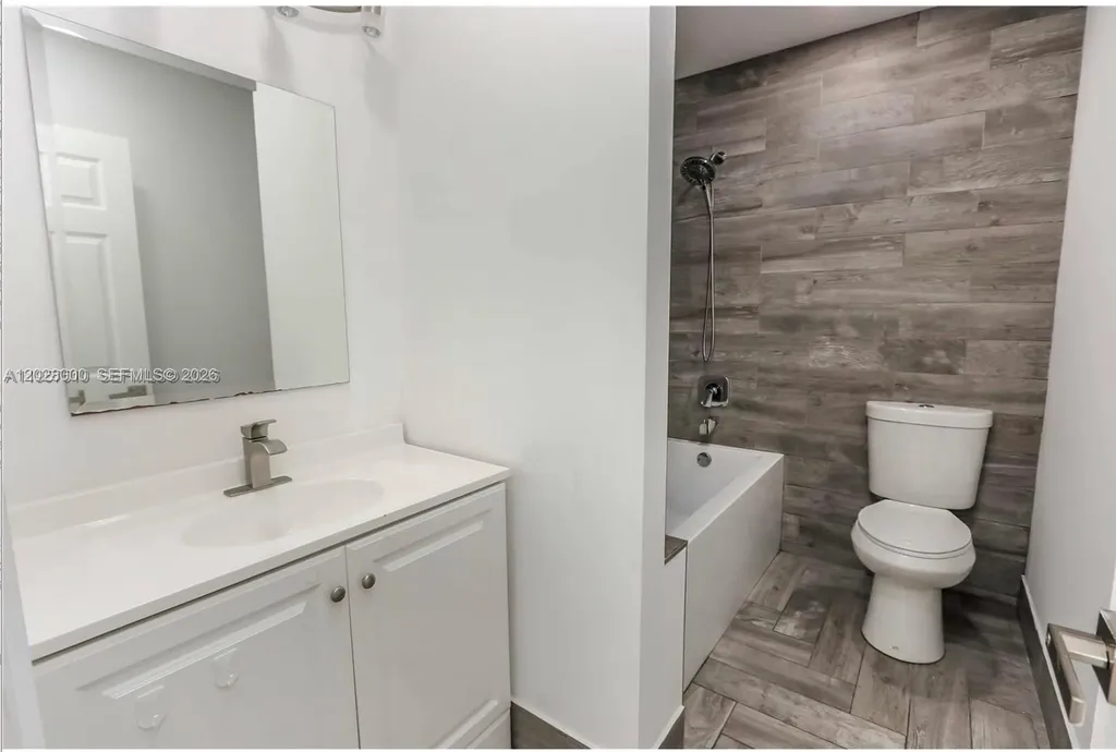 1110 S 14th Avenue Hollywood FL 33020
