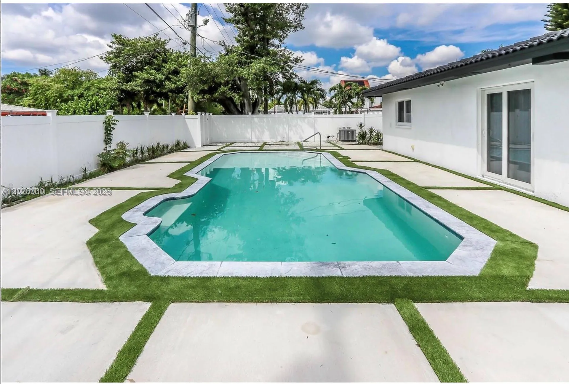 1110 S 14th Avenue Hollywood FL 33020