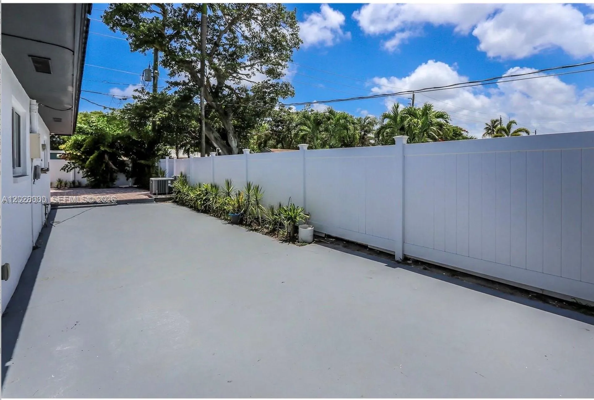 1110 S 14th Avenue Hollywood FL 33020