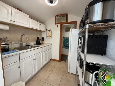 325 Calusa Street Key Largo FL 33037