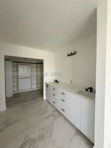 19101 NE 36th Court Aventura FL 33180