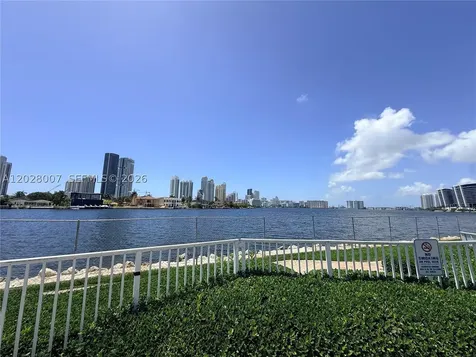 19101 NE 36th Court Aventura FL 33180