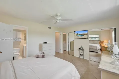 1025 SE 2nd Avenue Dania Beach FL 33004