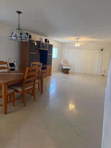 1600 SW 127th Way Pembroke Pines FL 33027
