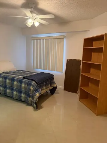 1600 SW 127th Way Pembroke Pines FL 33027