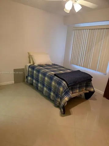1600 SW 127th Way Pembroke Pines FL 33027