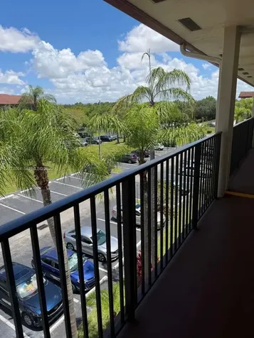 1600 SW 127th Way Pembroke Pines FL 33027