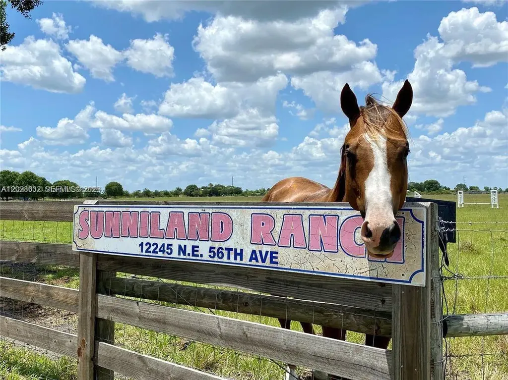 12245 NE 56th Avenue Okeechobee FL 34972