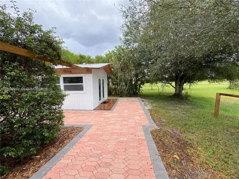 12245 NE 56th Avenue Okeechobee FL 34972