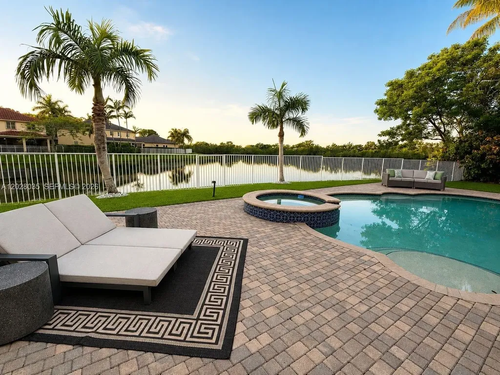 1088 Skylark Drive Weston FL 33327