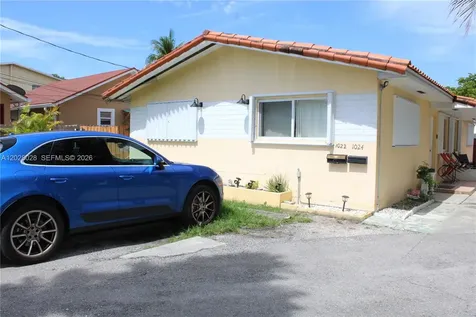 1022 NW 22nd Place Miami FL 33125
