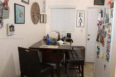1022 NW 22nd Place Miami FL 33125