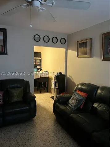 1022 NW 22nd Place Miami FL 33125
