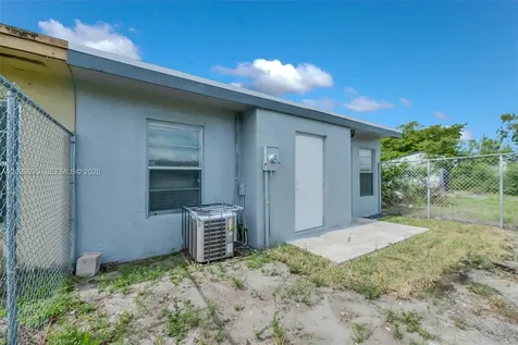 3793 NW 213th Terrace Miami Gardens FL 33055