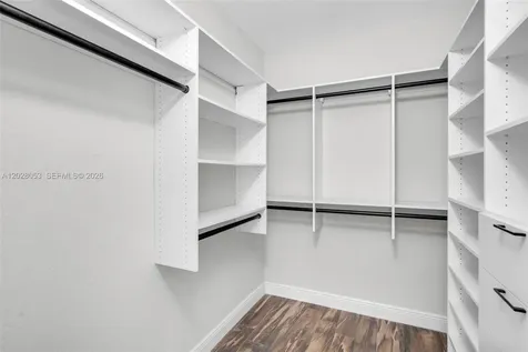 10276 NW 30th Terrace Doral FL 33172