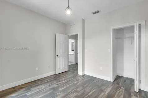 10276 NW 30th Terrace Doral FL 33172