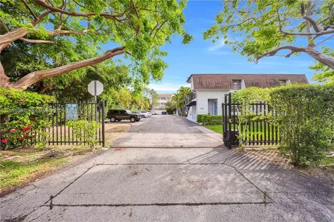9751 Wayne Avenue Palmetto Bay FL 33157