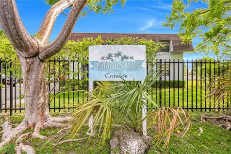 9751 Wayne Avenue Palmetto Bay FL 33157