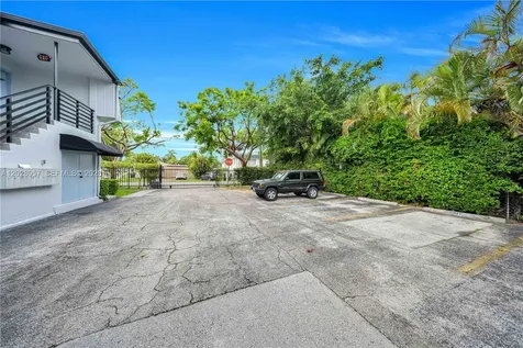 9751 Wayne Avenue Palmetto Bay FL 33157