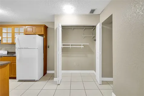9751 Wayne Avenue Palmetto Bay FL 33157