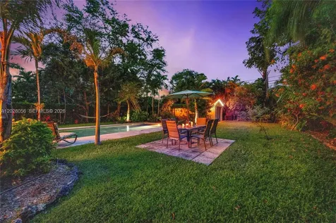 5825 SW 46th Terrace Miami FL 33155