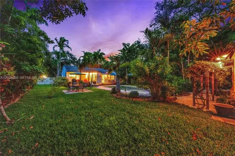 5825 SW 46th Terrace Miami FL 33155
