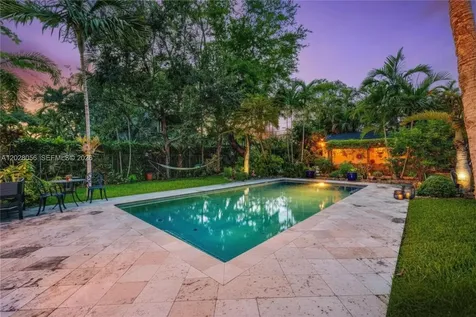5825 SW 46th Terrace Miami FL 33155